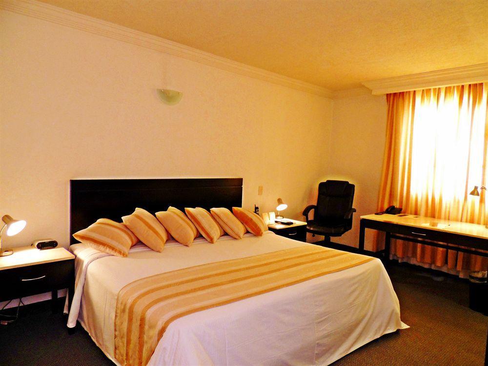Hotel Real Del Bosque Golf And Spa Tula de Allende Eksteriør bilde